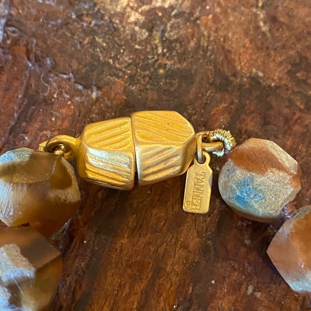 Vintage Doncaster quality Faceted Amber and Gold-Tone Bead Necklace. Nice weight - Picture 2 of 4